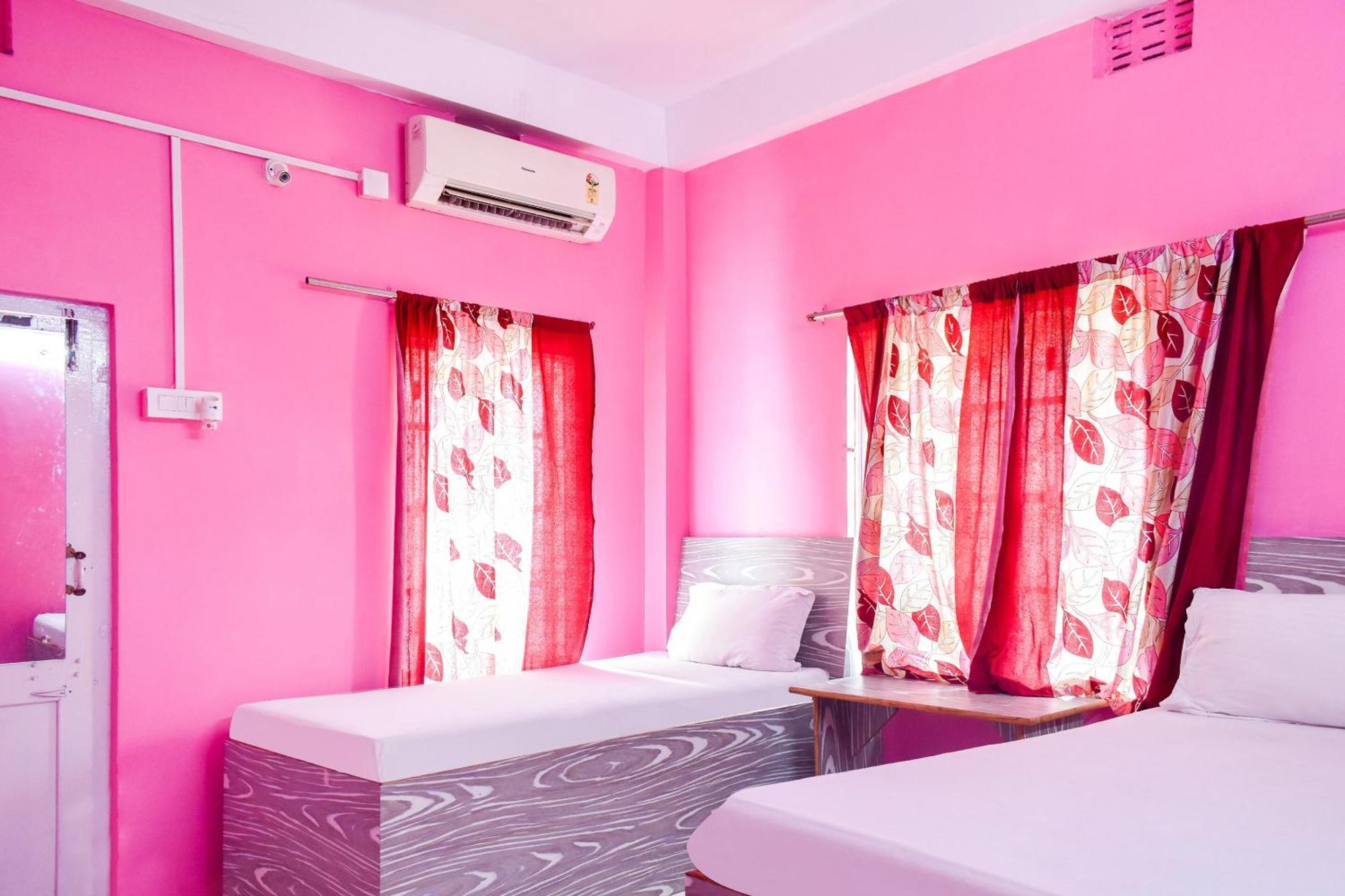 Super Hotel O Pradhan Nagar Силигури Екстериор снимка